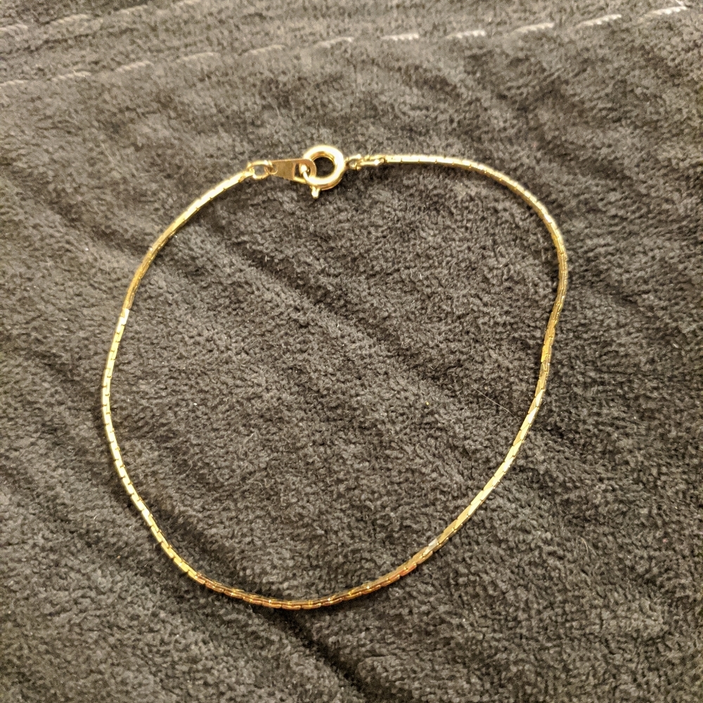 Vintage Basic Gold Bracelet